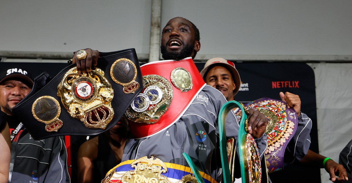 Crawford dismisses Topuria's callout, stating he's not on McGregor's level