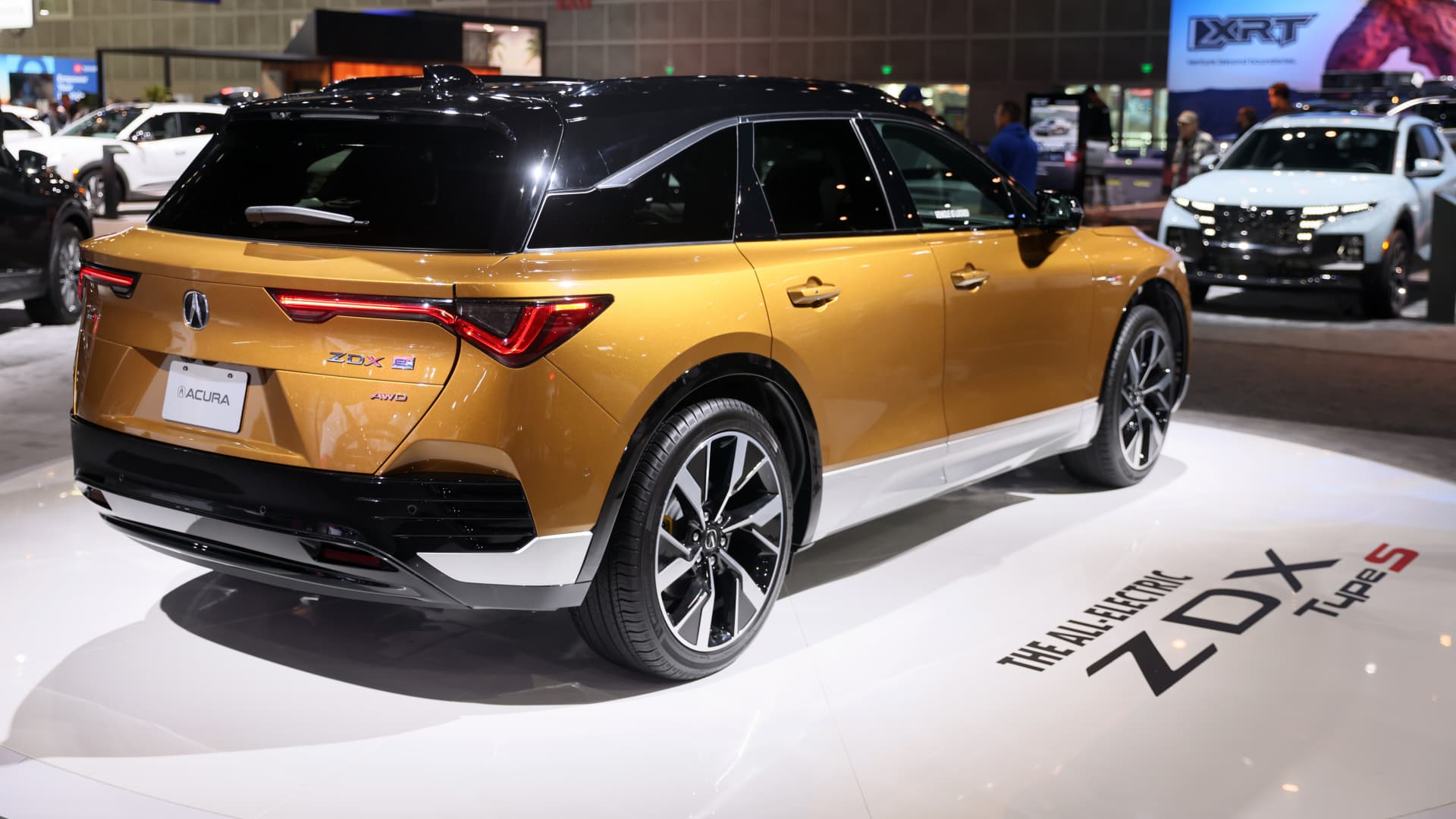 Honda halts Acura EV production with GM in the U.S. amid shifting market dynamics