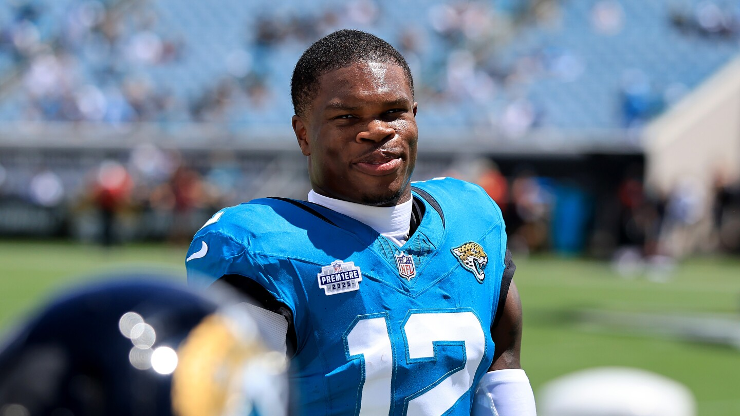Liam Coen: Expect Travis Hunter to see increased defensive snaps against the Bengals